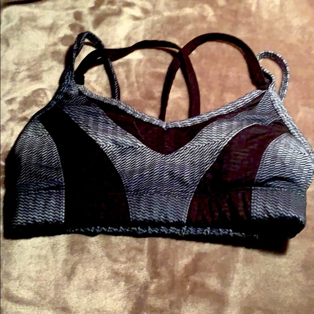 Sports bra
